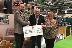 Ivyline spread happiness at Glee by raising nearly £3000 for Greenfingers Charity