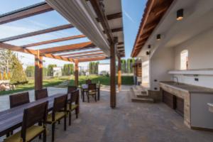 A luxury patio/outdoor cooking area