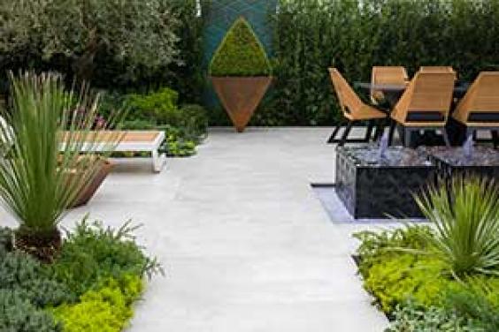 Bradstone transforms outdoor spaces